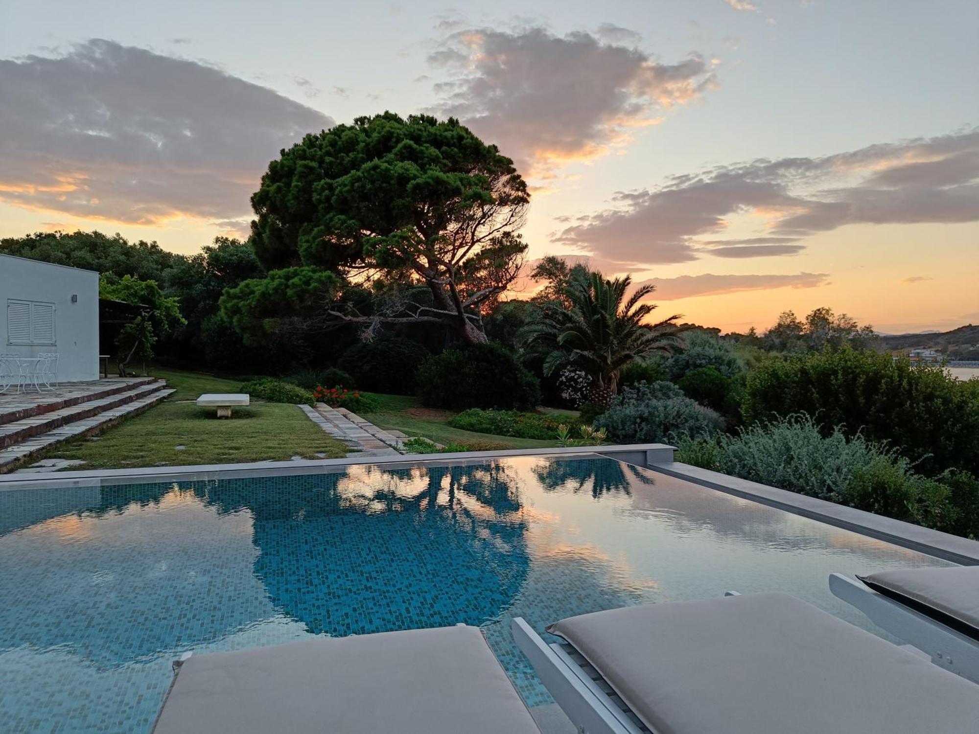 Summer Villa In Pórto Ráfti Kültér fotó