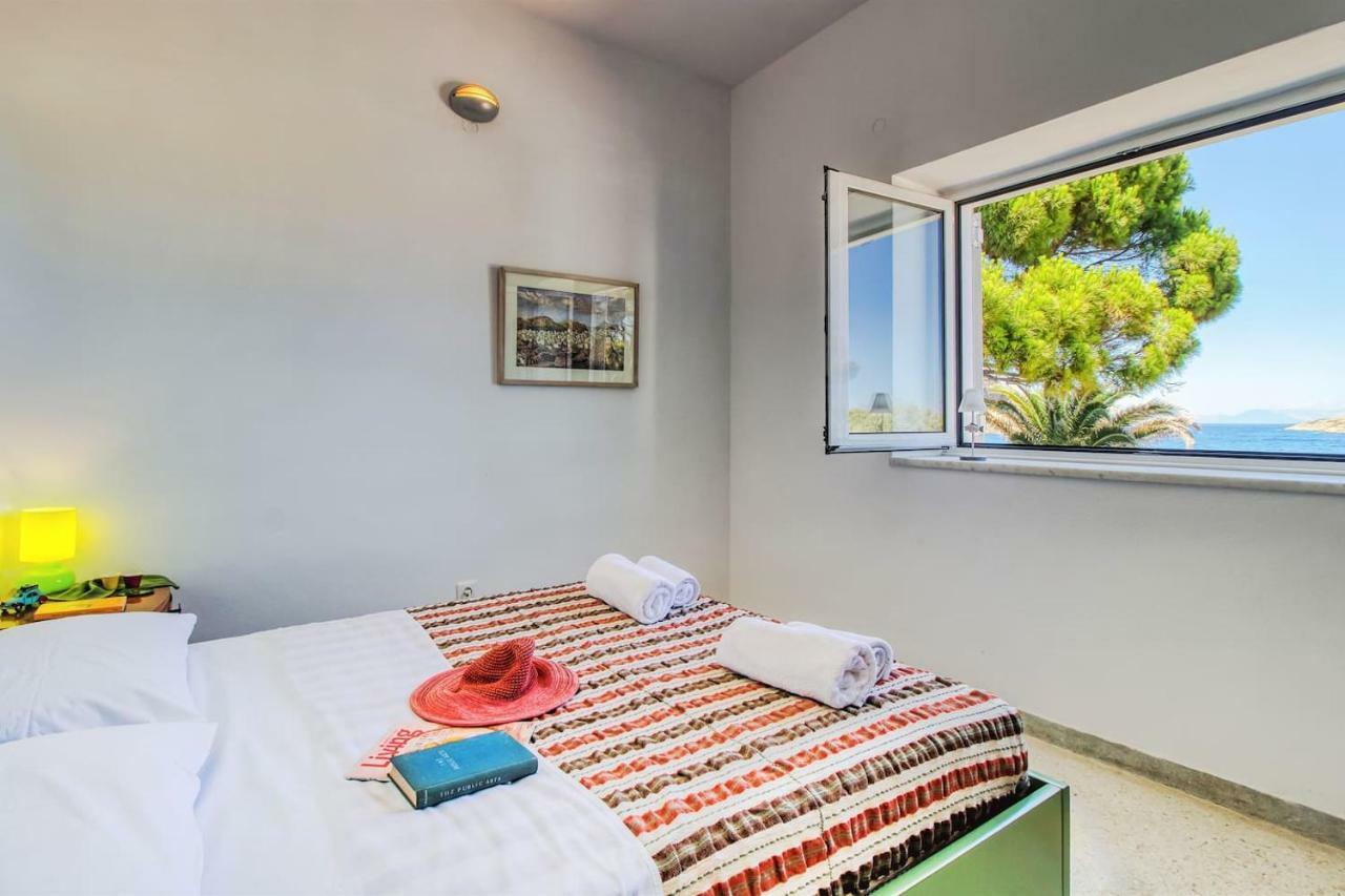 Summer Villa In Pórto Ráfti Kültér fotó