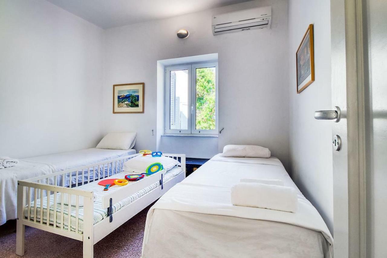 Summer Villa In Pórto Ráfti Kültér fotó